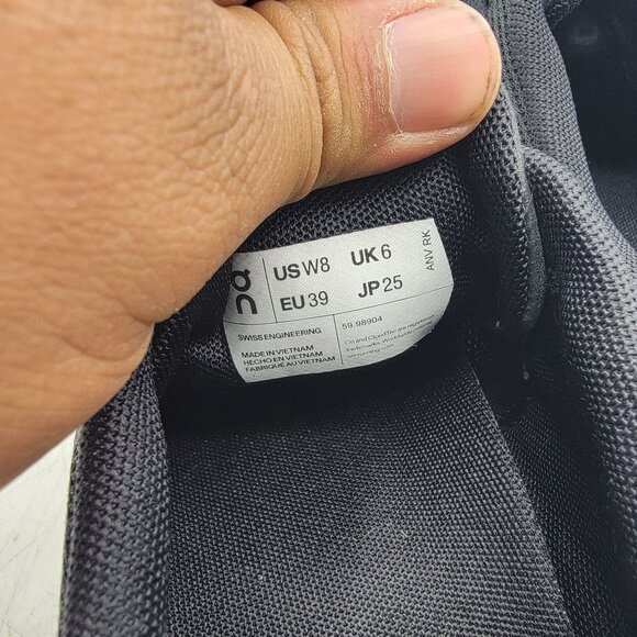 On Cloud 5 Womens 8 Black Shoes Athletic Outdoors Walking Lightweight Running - Picture 6 of 14